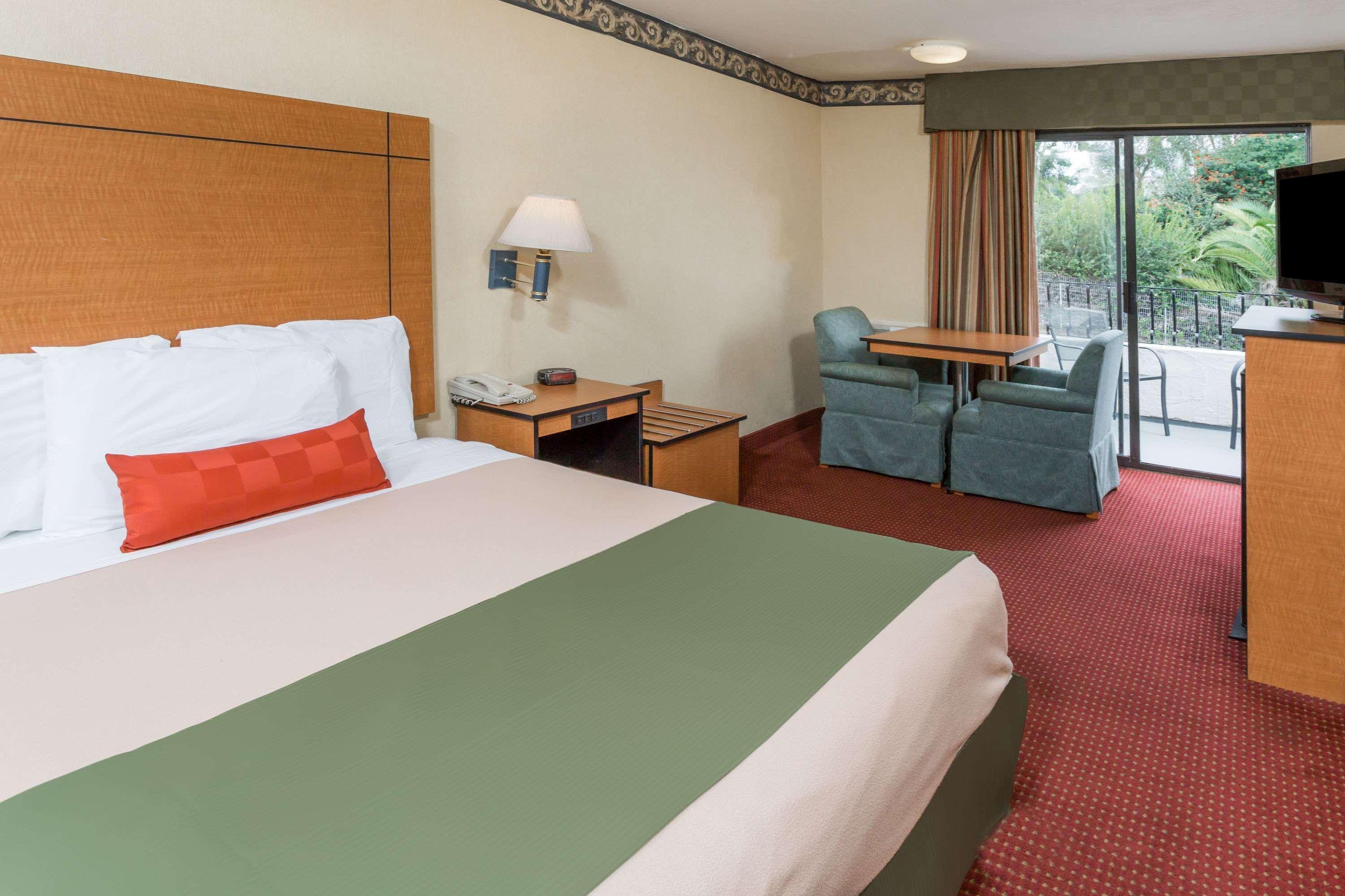 Travelodge by Wyndham San Clemente Beach Buitenkant foto