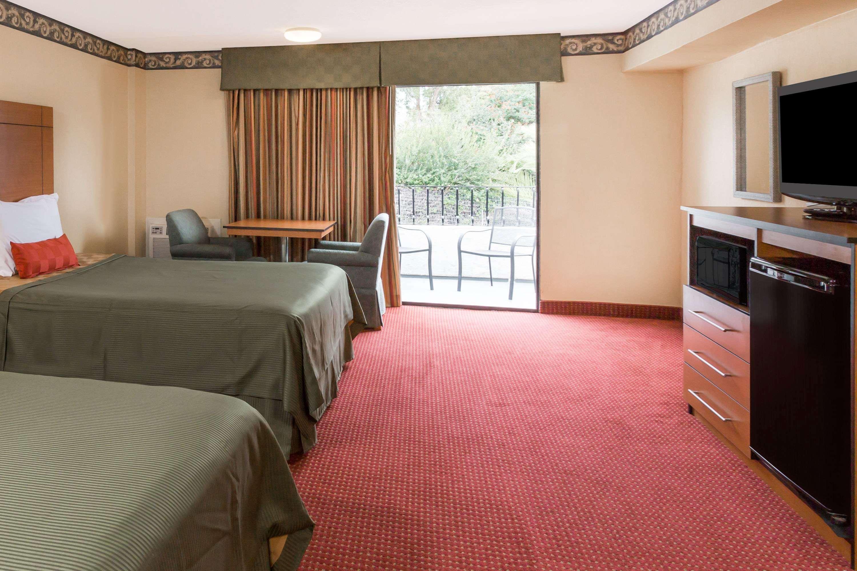 Travelodge by Wyndham San Clemente Beach Buitenkant foto