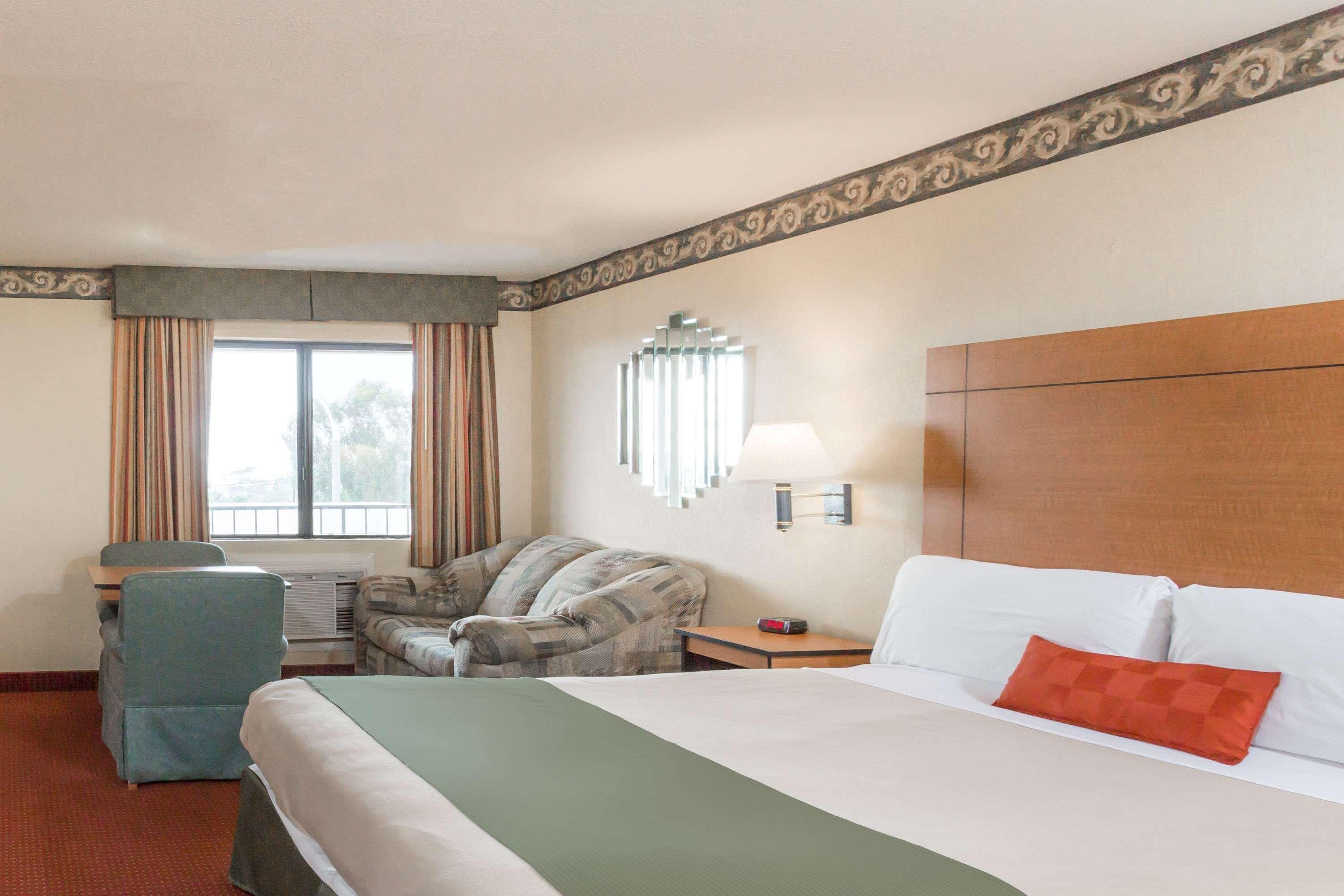 Travelodge by Wyndham San Clemente Beach Buitenkant foto
