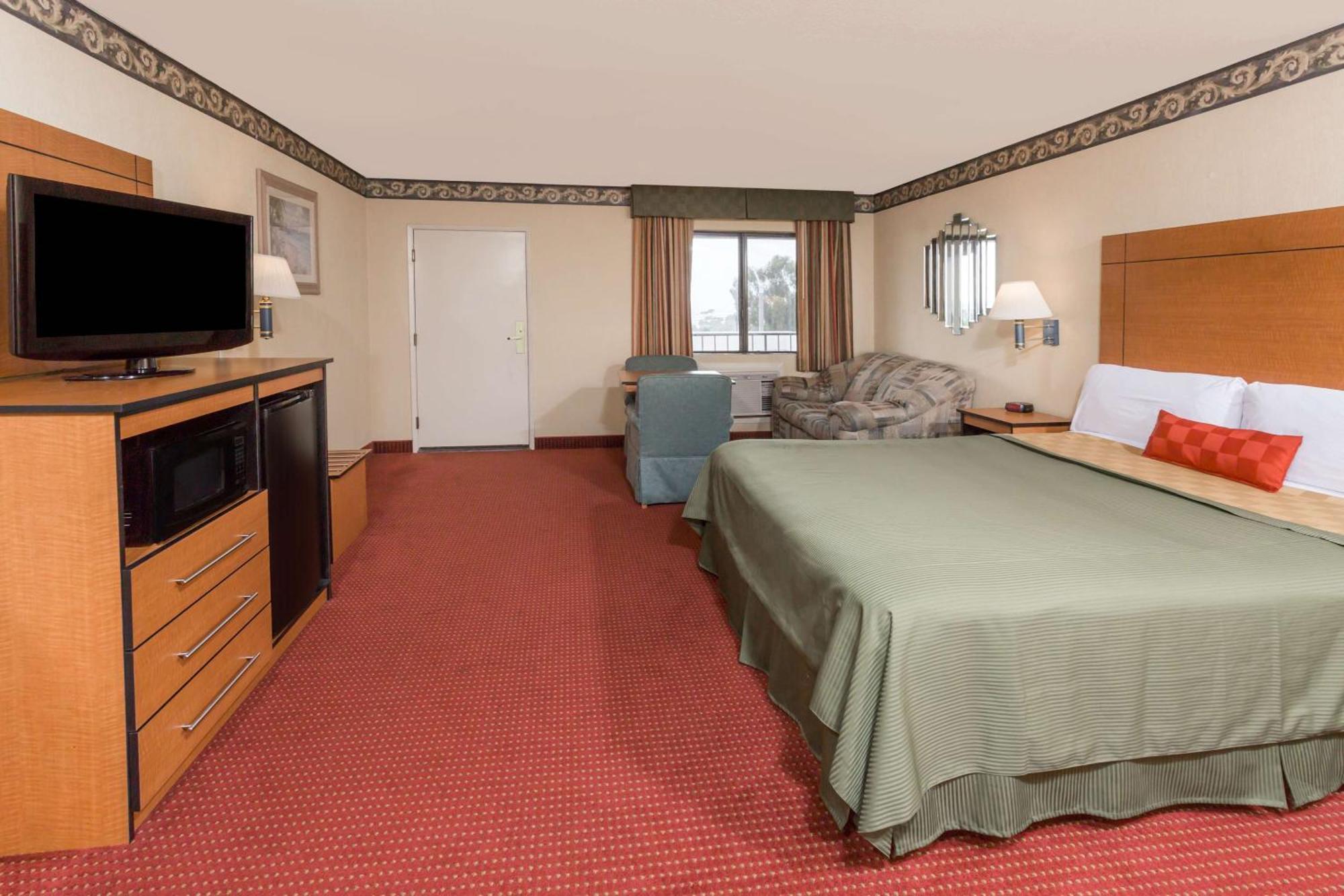 Travelodge by Wyndham San Clemente Beach Buitenkant foto